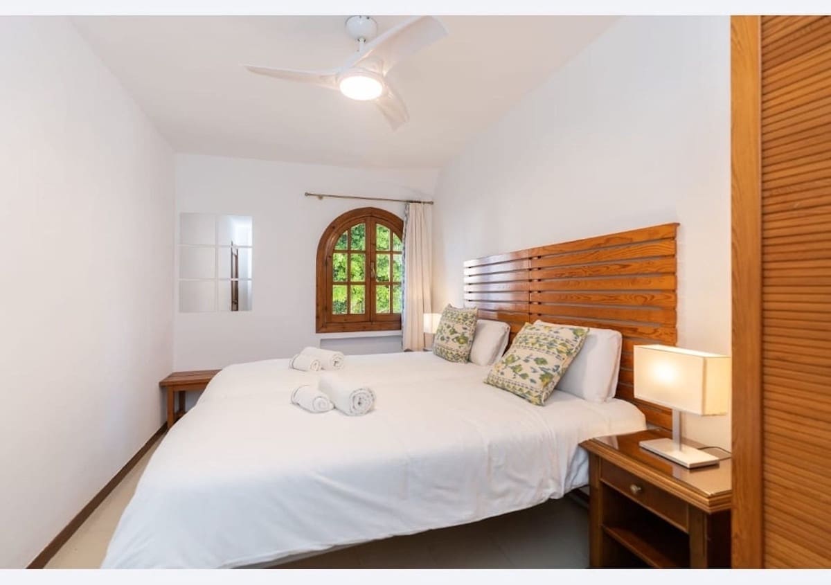 7 makuuhuone Huvila myytävänä paikassa Marbella mukana uima-altaan - 4 000 000 € (Ref: 8550754)