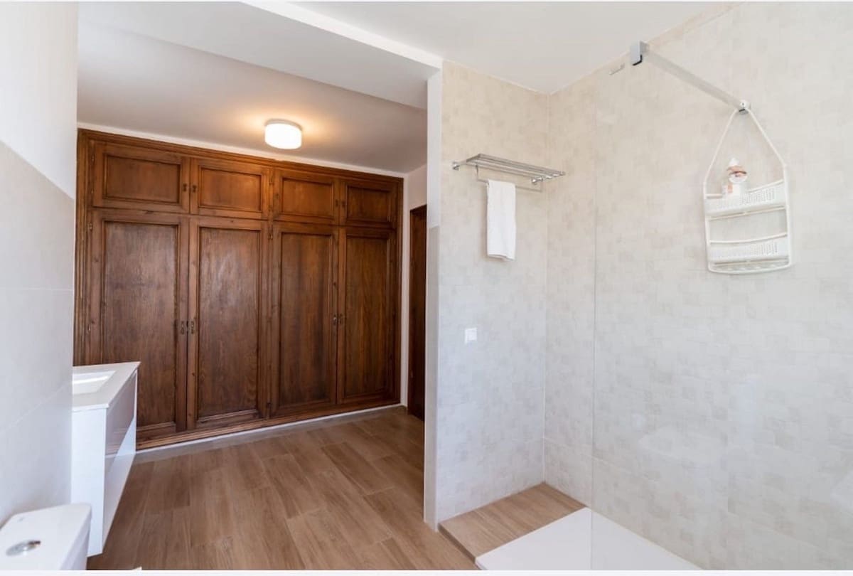 7 makuuhuone Huvila myytävänä paikassa Marbella mukana uima-altaan - 4 000 000 € (Ref: 8550754)