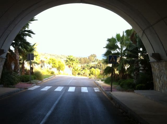 Ubebygd land til salgs i Centro, Estepona - € 25 000 000 (Ref: 8550827)