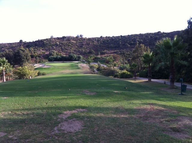 Ubebygd land til salgs i Centro, Estepona - € 25 000 000 (Ref: 8550827)