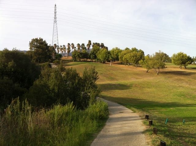 Ubebygd land til salgs i Centro, Estepona - € 25 000 000 (Ref: 8550827)