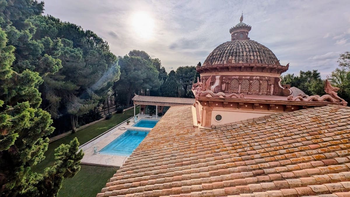 16 slaapkamer Commercieel te koop in San Roque met zwembad garage - € 20.000.000 (Ref: 8579566)