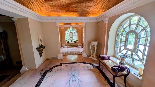 16 soverom Kommersiell til salgs i San Enrique - Guadiaro -  Pueblo Nuevo, San Roque med svømmebasseng garasje - € 20 000 000 (Ref: 8579566)