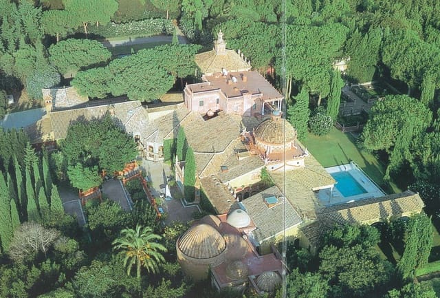 16 soverom Kommersiell til salgs i San Enrique - Guadiaro -  Pueblo Nuevo, San Roque med svømmebasseng garasje - € 20 000 000 (Ref: 8579566)