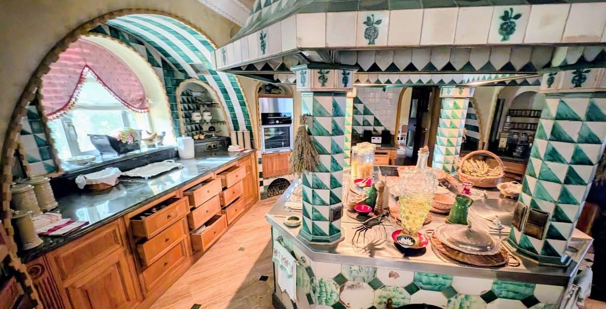 16 slaapkamer Commercieel te koop in San Roque met zwembad garage - € 20.000.000 (Ref: 8579566)