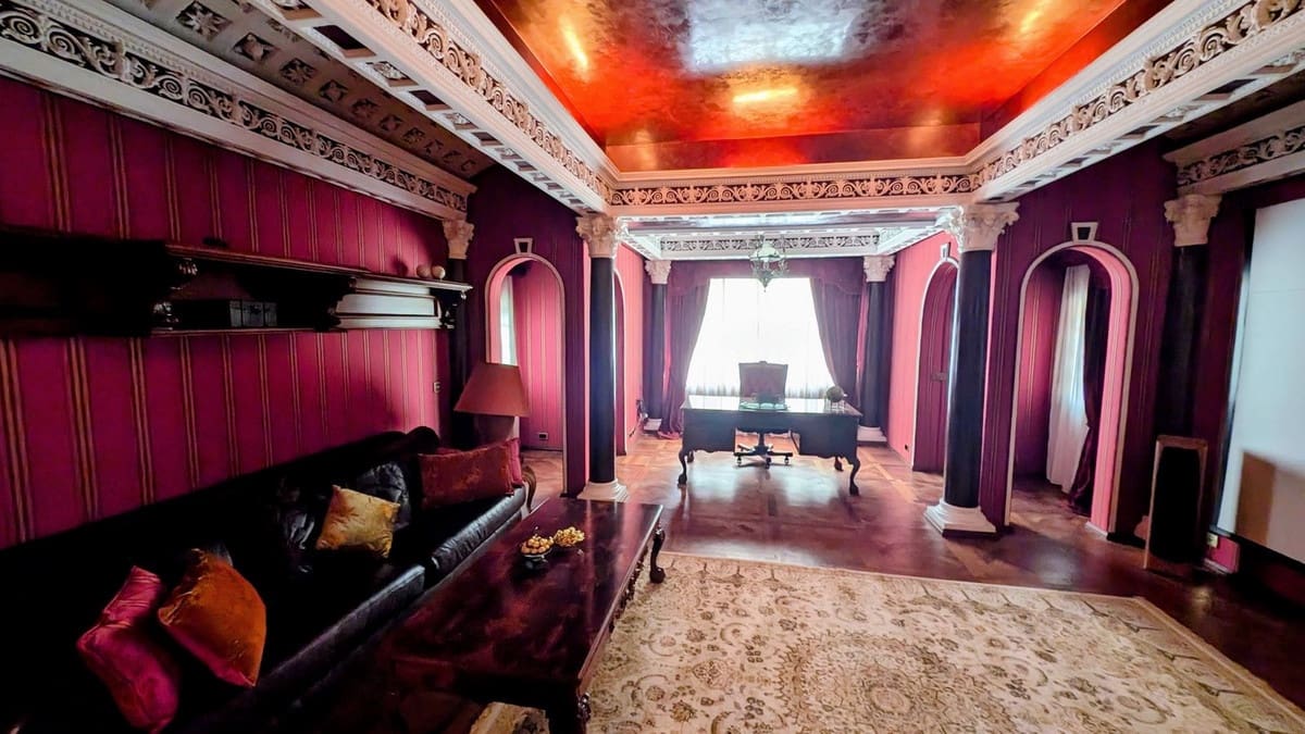 16 slaapkamer Commercieel te koop in San Roque met zwembad garage - € 20.000.000 (Ref: 8579566)