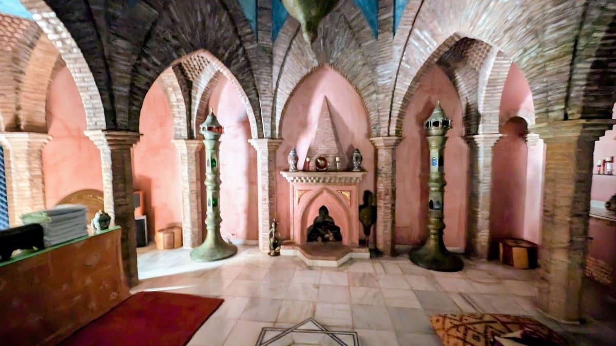 16 slaapkamer Commercieel te koop in San Roque met zwembad garage - € 20.000.000 (Ref: 8579566)