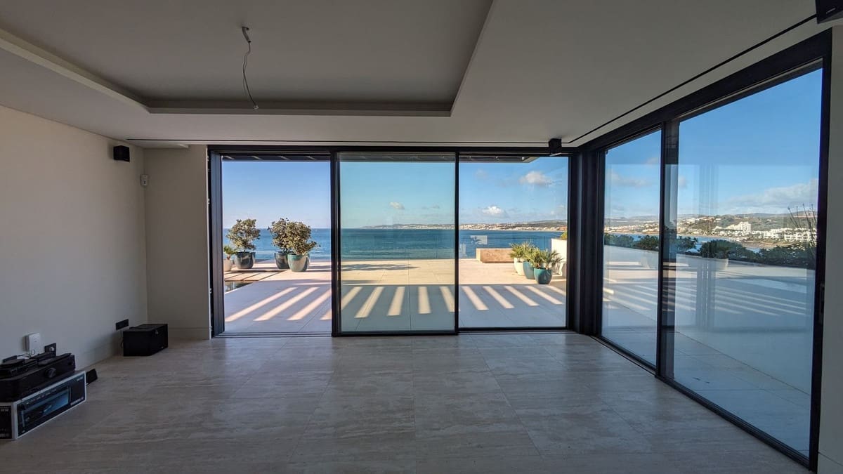 3 bedroom Studio for sale in Estepona with pool garage - € 5,000,000 (Ref: 8591660)