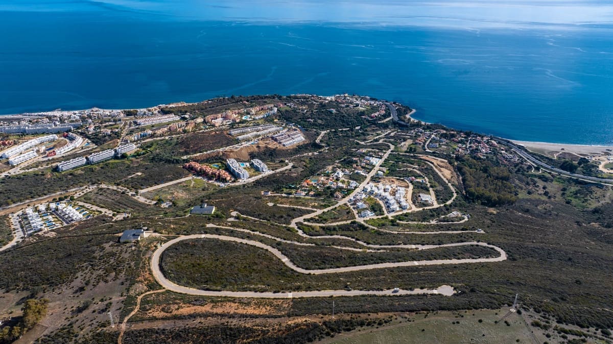 Terre non Aménagée à vendre à Torreguadiaro - 3 500 000 € (Ref: 8603425)