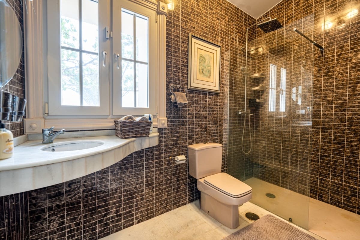 4 sypialnia Finka/Dom wiejski na sprzedaż w Pizarra z basenem - 3 150 000 € (Ref: 8634414)