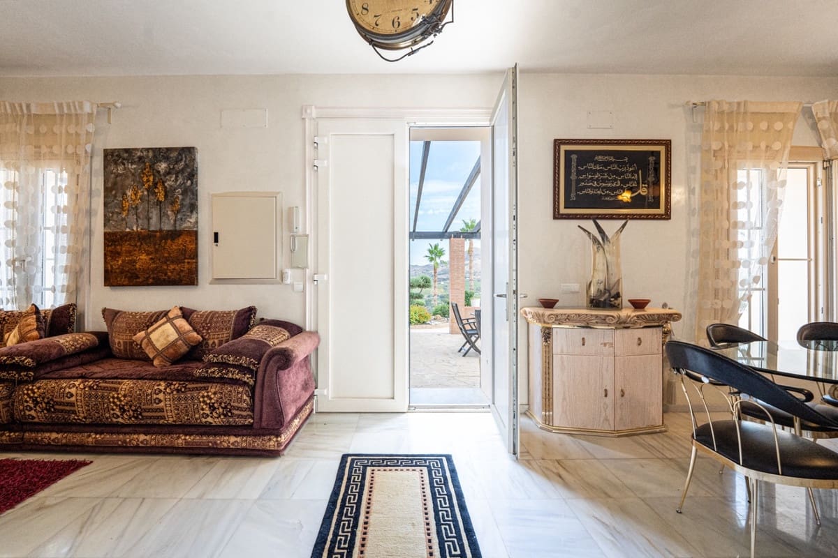 4 sypialnia Finka/Dom wiejski na sprzedaż w Pizarra z basenem - 3 150 000 € (Ref: 8634414)