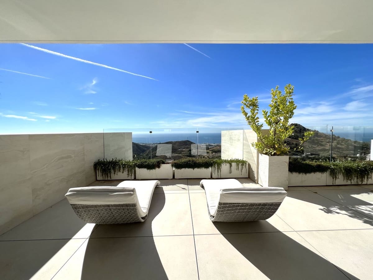 3 chambre Penthouse à vendre à Marbella avec piscine garage - 3 490 000 € (Ref: 8634418)