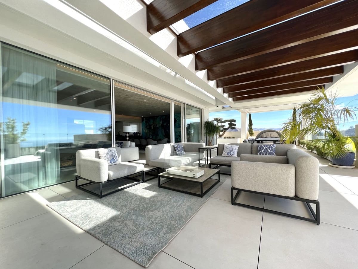 3 chambre Penthouse à vendre à Marbella avec piscine garage - 3 490 000 € (Ref: 8634418)