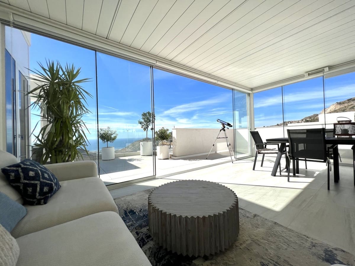 3 chambre Penthouse à vendre à Marbella avec piscine garage - 3 490 000 € (Ref: 8634418)