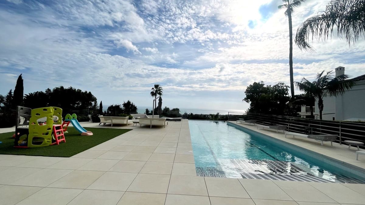 7 bedroom Villa for sale in Golden Mile with pool garage - € 11,000,000 (Ref: 8636347)