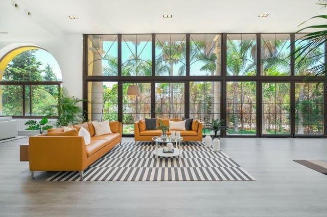 10 makuuhuone Huvila myytävänä paikassa Las Brisas, Marbella mukana uima-altaan 
autotalli - 15 000 000 € (Ref: 8684735)