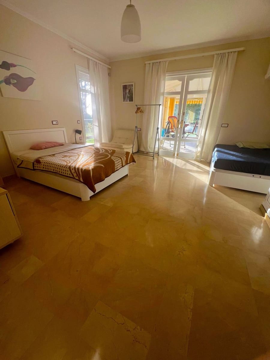 6 sypialnia Willa na sprzedaż w Elviria z basenem garażem - 3 000 000 € (Ref: 8684740)