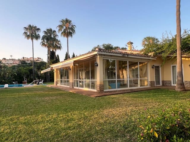 6 sypialnia Willa na sprzedaż w Elviria, Marbella z basenem garażem - 3 000 000 € (Ref: 8684740)
