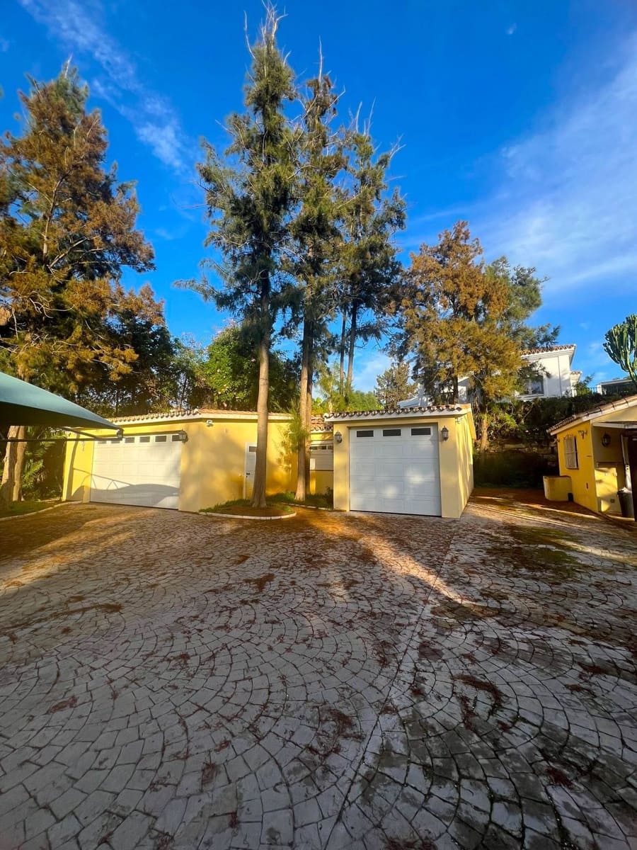 6 sypialnia Willa na sprzedaż w Elviria z basenem garażem - 3 000 000 € (Ref: 8684740)