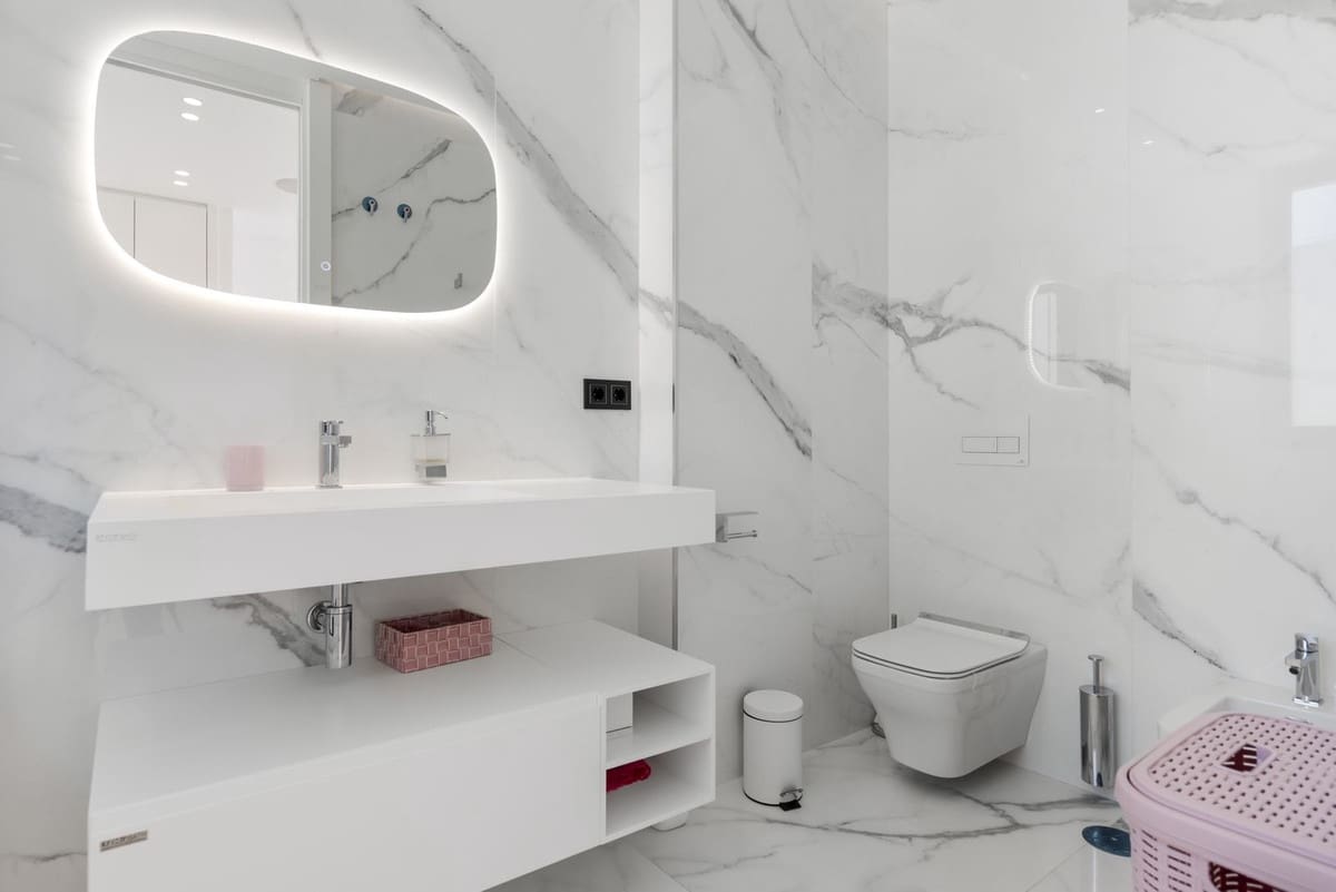 6 soveværelse Villa til salg i El Paraiso med swimmingpool garage - € 6.500.000 (Ref: 8684755)