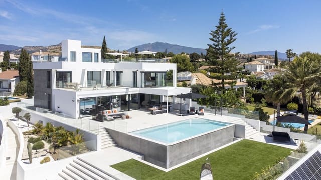 6 soveværelse Villa til salg i El Paraiso, Estepona med swimmingpool garage - € 6.500.000 (Ref: 8684755)