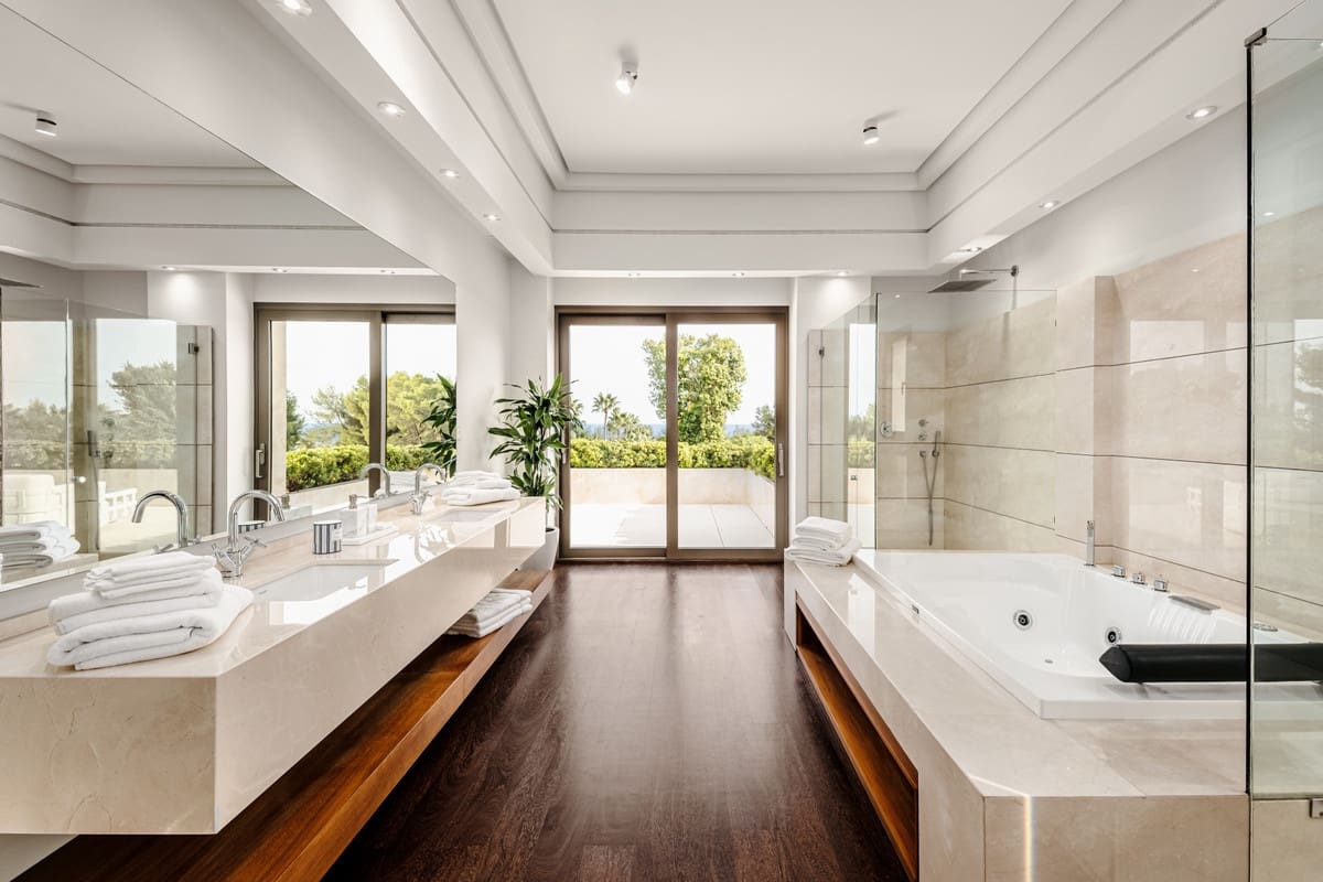 7 soverom Villa til salgs i Golden Mile med svømmebasseng - € 14 600 000 (Ref: 8684766)