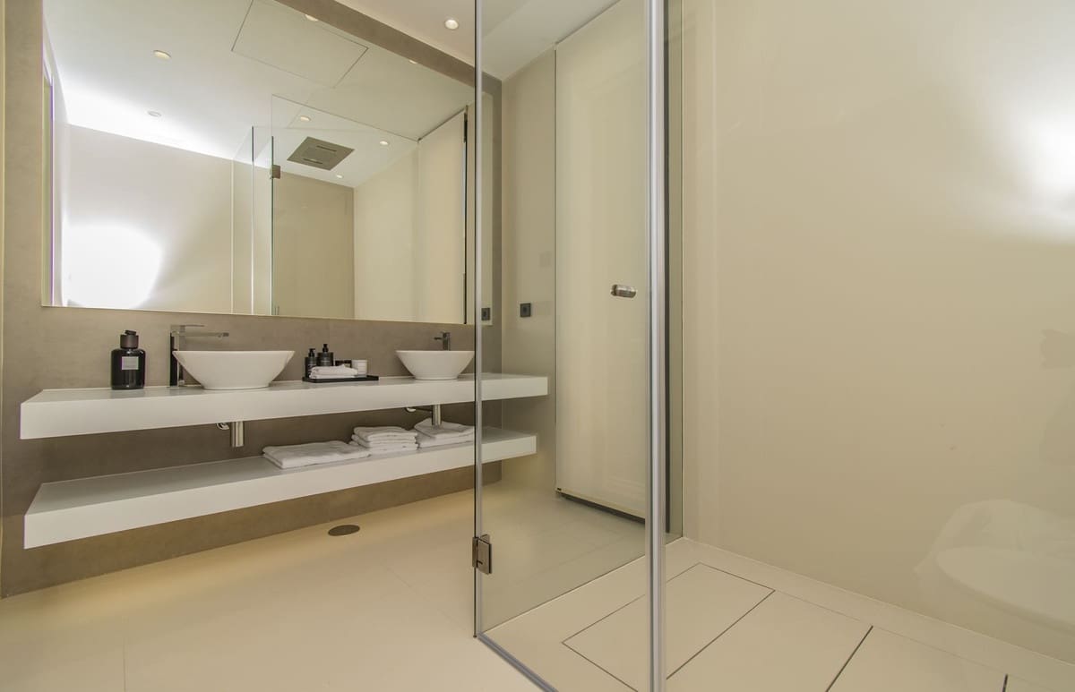 4 soverom Villa til salgs i Golden Mile med svømmebasseng garasje - € 3 750 000 (Ref: 8684781)