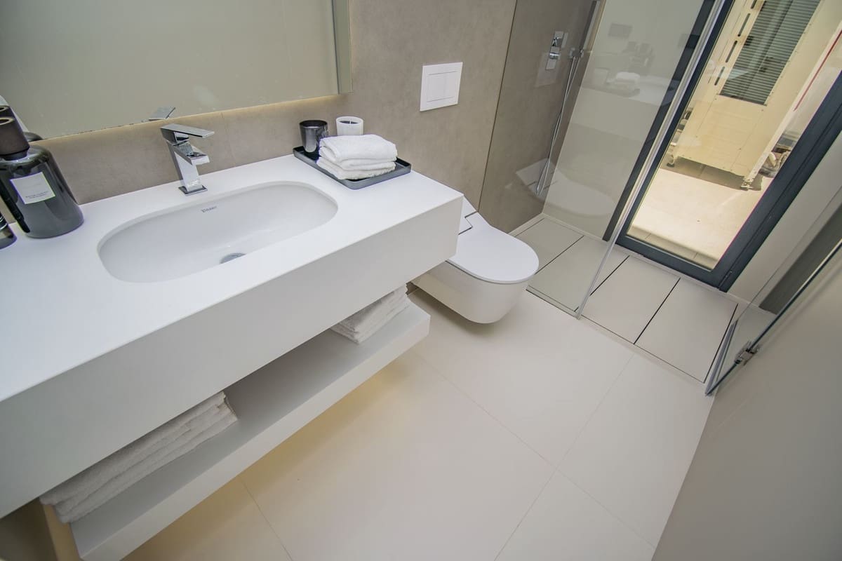 4 soverom Villa til salgs i Golden Mile med svømmebasseng garasje - € 3 750 000 (Ref: 8684781)