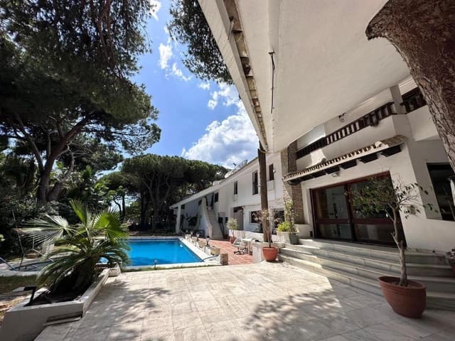 9 sypialnia Willa na sprzedaż w Cabopino, Marbella z basenem - 3 800 000 € (Ref: 8684787)