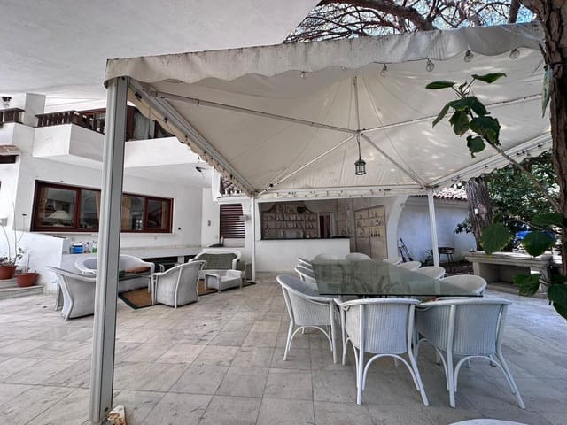 9 sypialnia Willa na sprzedaż w Cabopino, Marbella z basenem - 3 800 000 € (Ref: 8684787)