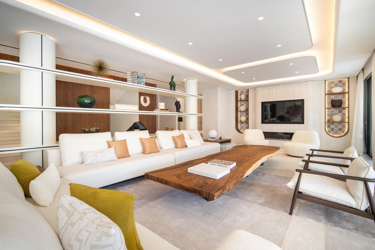 5 sypialnia Willa na sprzedaż w Golden Mile z basenem - 12 950 000 € (Ref: 8684802)