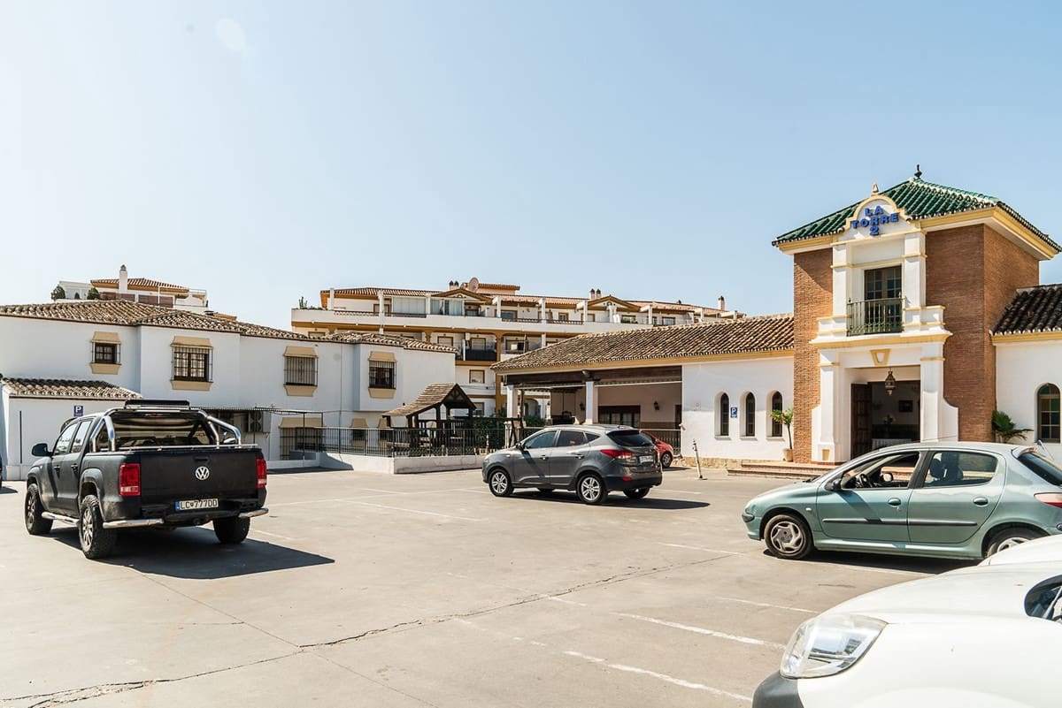 Teren niezagospodarowany na sprzedaż w Mijas - 3 200 000 € (Ref: 8684873)