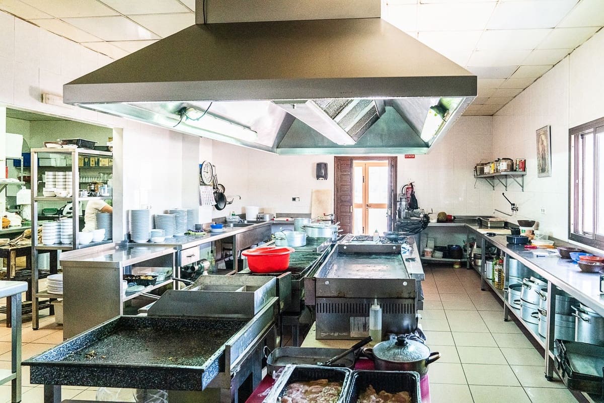 Teren niezagospodarowany na sprzedaż w Mijas - 3 200 000 € (Ref: 8684873)