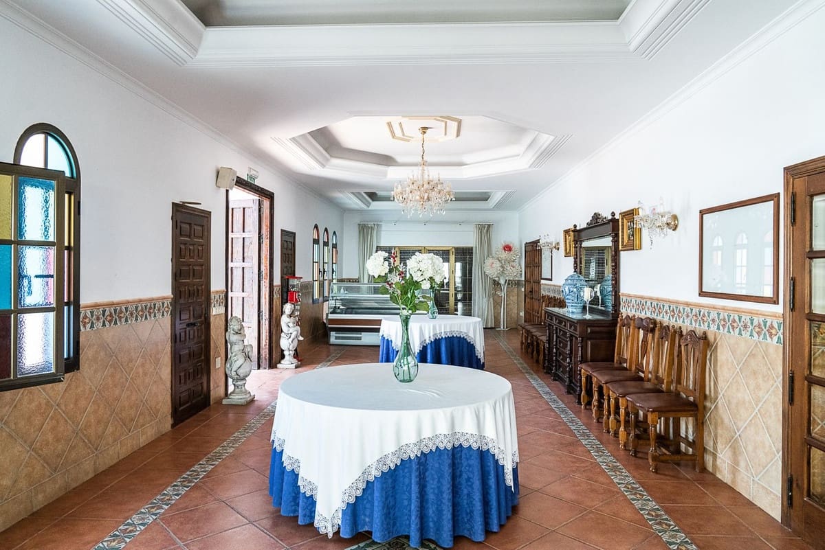 Teren niezagospodarowany na sprzedaż w Mijas - 3 200 000 € (Ref: 8684873)