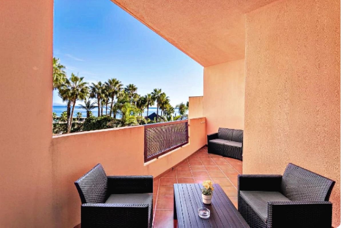 15 sypialnia Hotel na sprzedaż w Manilva z basenem garażem - 3 100 000 € (Ref: 8696520)