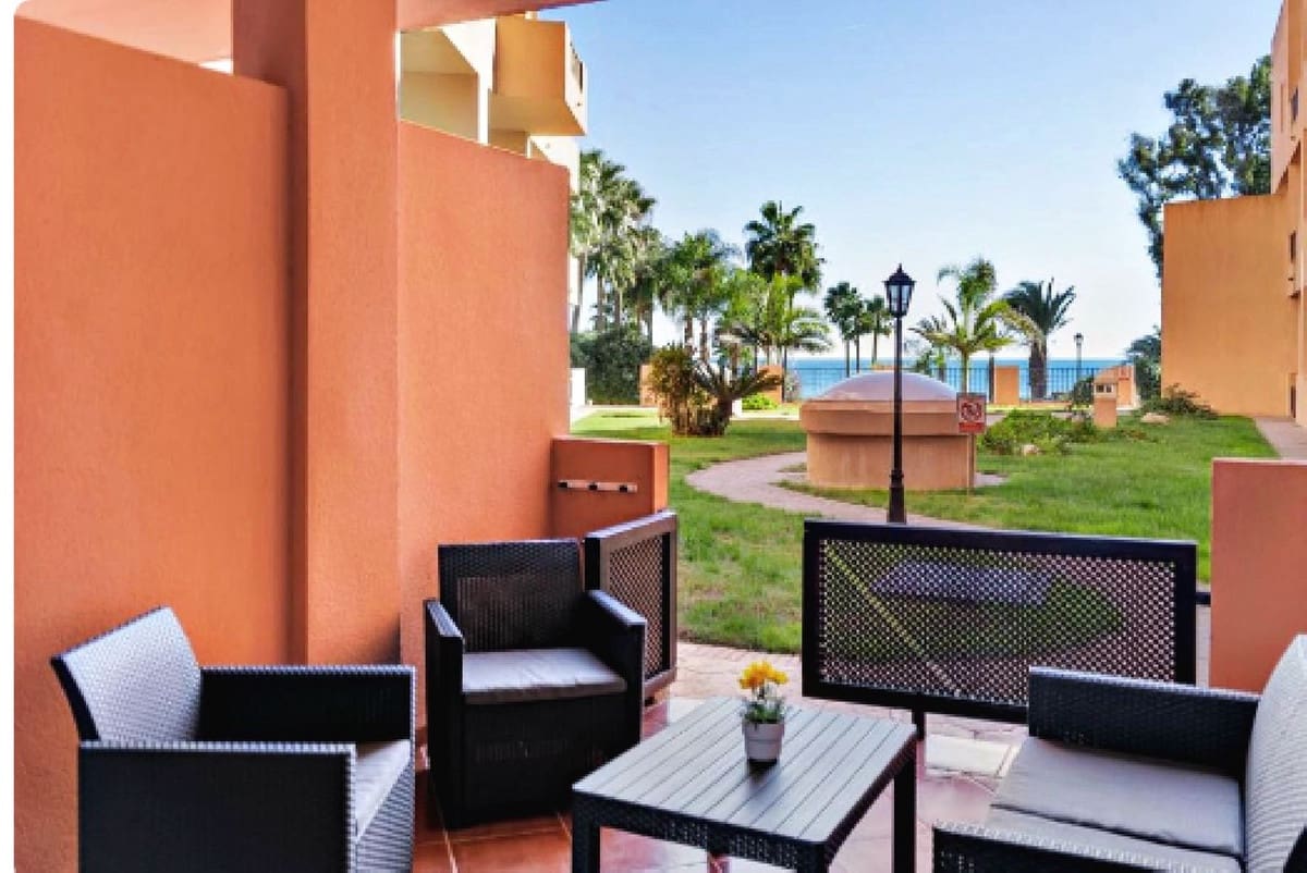 15 sypialnia Hotel na sprzedaż w Manilva z basenem garażem - 3 100 000 € (Ref: 8696520)