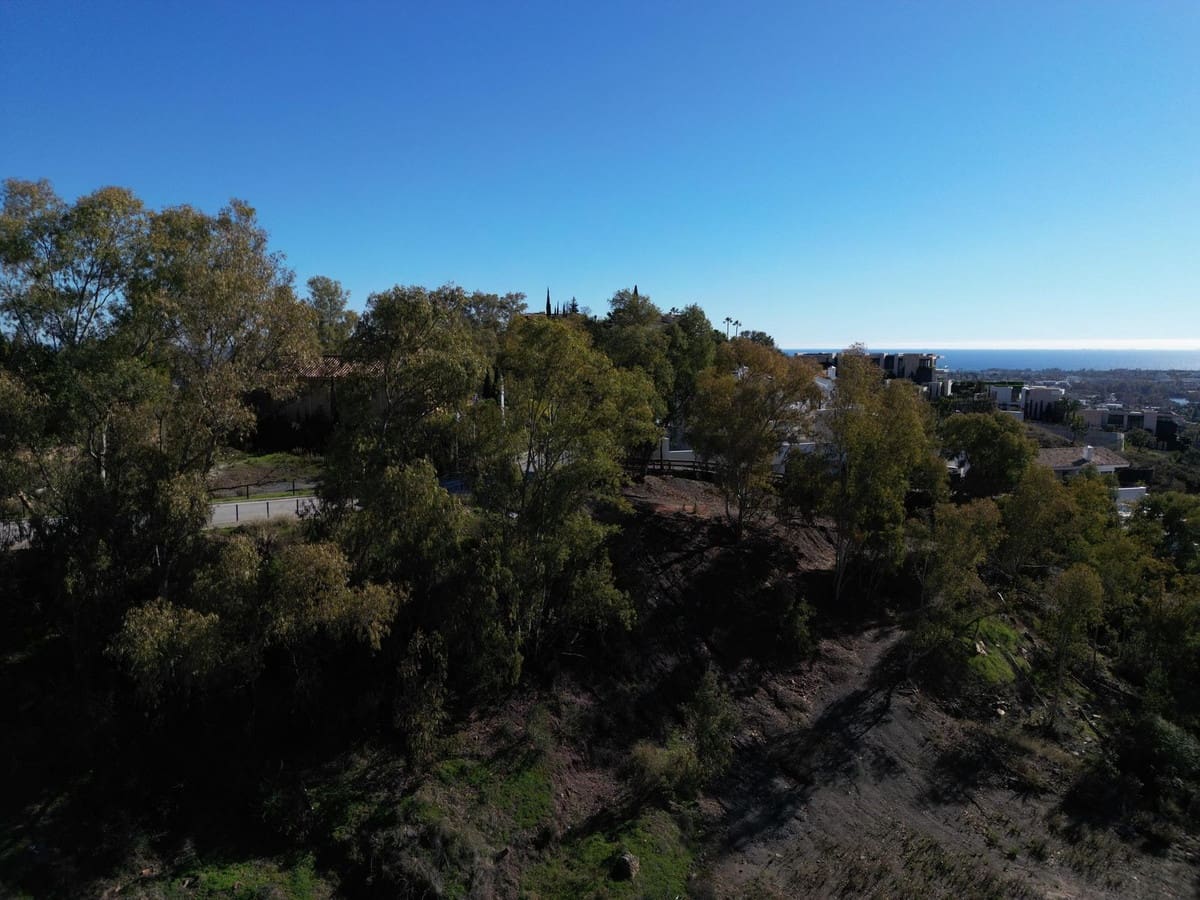 Terre non Aménagée à vendre à Benahavis - 3 000 000 € (Ref: 8706856)