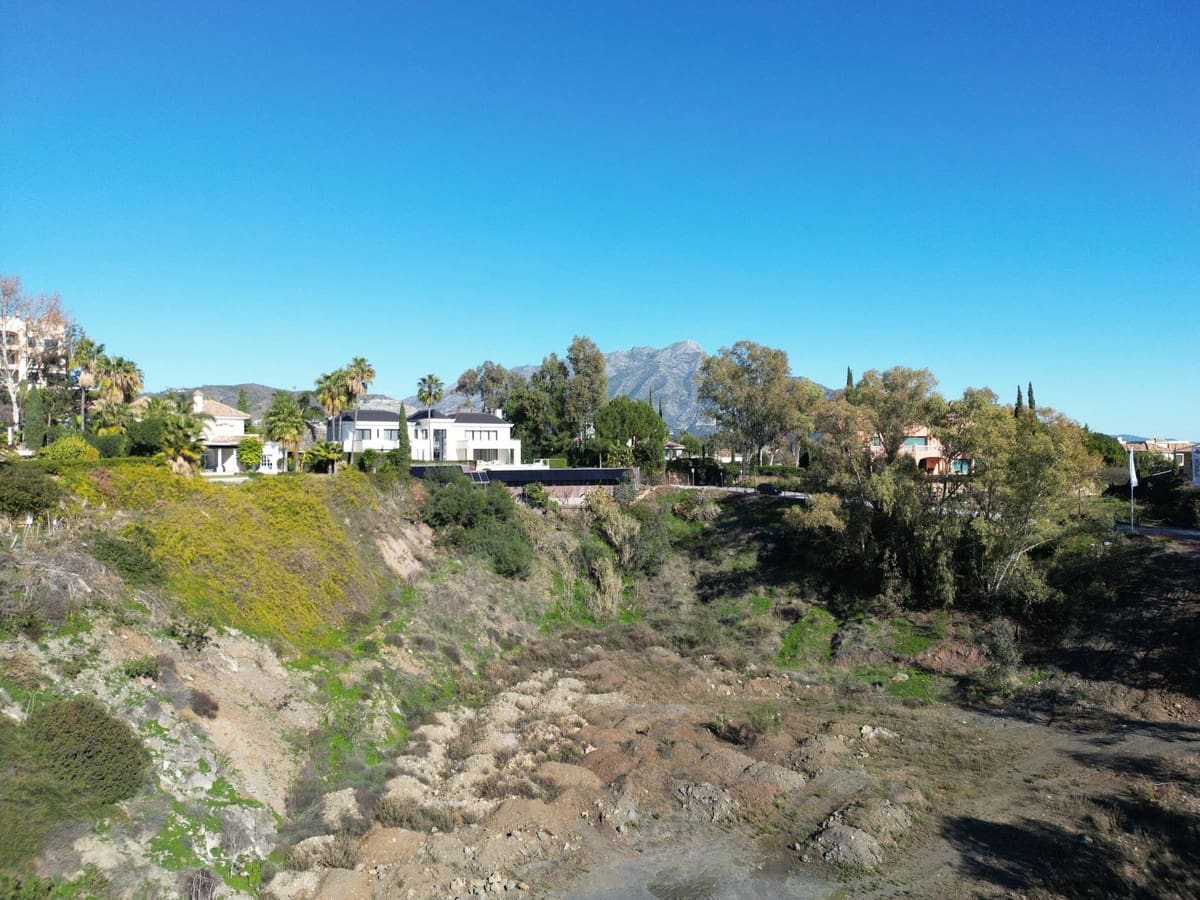 Terre non Aménagée à vendre à Benahavis - 3 000 000 € (Ref: 8706856)