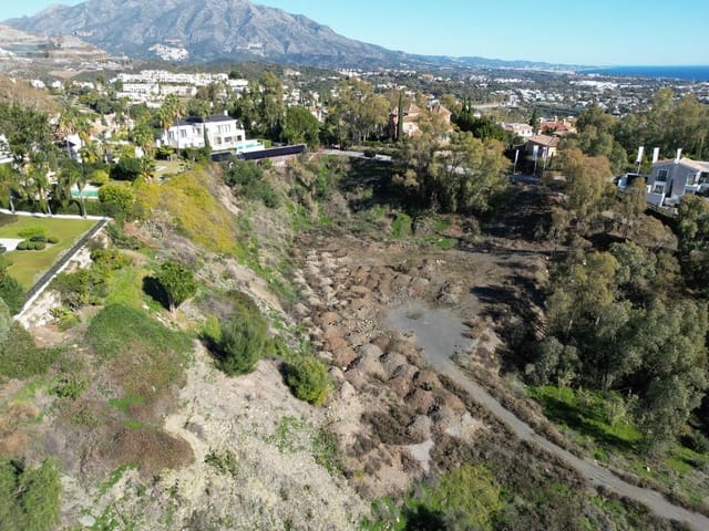 Grunde uden byggetilladelser til salg i Benahavís pueblo, Benahavís - € 3.000.000 (Ref: 8706856)