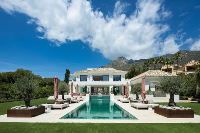 6 sypialnia Willa na sprzedaż w Sierra Blanca, Marbella z basenem garażem - 12 450 000 € (Ref: 8707658)