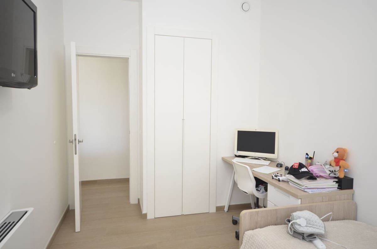 4 soverom Villa til salgs i Manilva med svømmebasseng garasje - € 1 850 000 (Ref: 8712518)