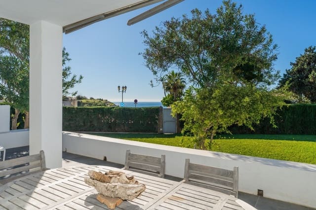 3 bedroom Villa for sale in Casco Antiguo, Marbella with pool garage - € 3,875,000 (Ref: 8712527)