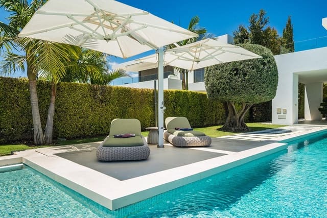 5 slaapkamer Villa te koop in La Carolina - Guadalpín, Marbella met zwembad - € 8.695.000 (Ref: 8712532)