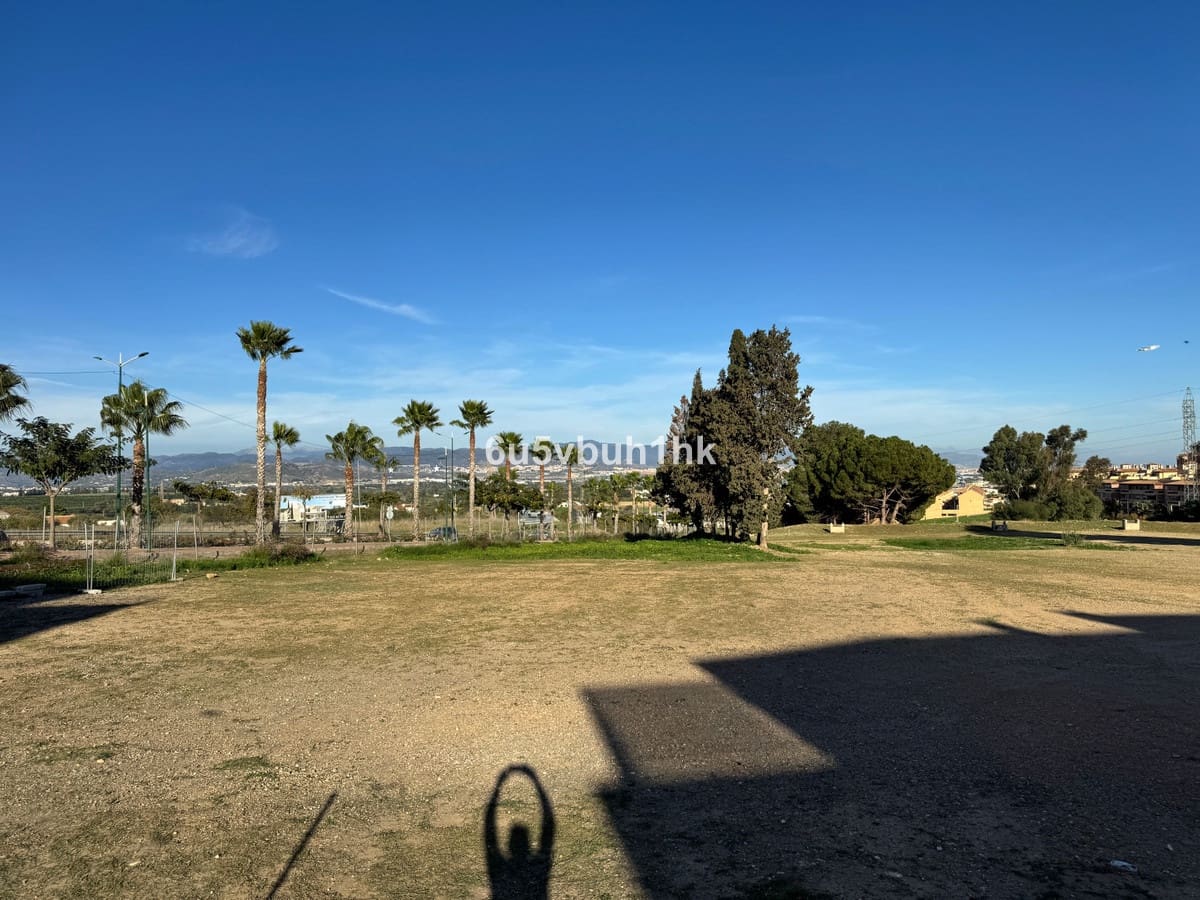 Grunde uden byggetilladelser til salg i Alhaurin de la Torre - € 4.750.000 (Ref: 8712540)