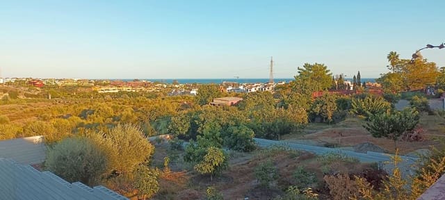 Undeveloped Land for sale in Cancelada, Estepona - € 4,100,000 (Ref: 8712550)