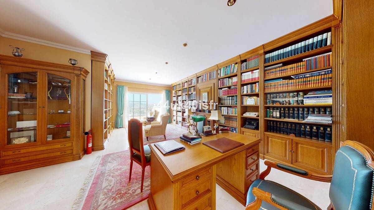 8 soverom Villa til salgs i Mijas Golf med svømmebasseng garasje - € 3 800 000 (Ref: 8712554)