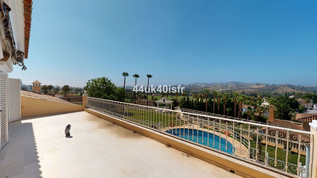 8 soverom Villa til salgs i Mijas Golf med svømmebasseng garasje - € 3 800 000 (Ref: 8712554)