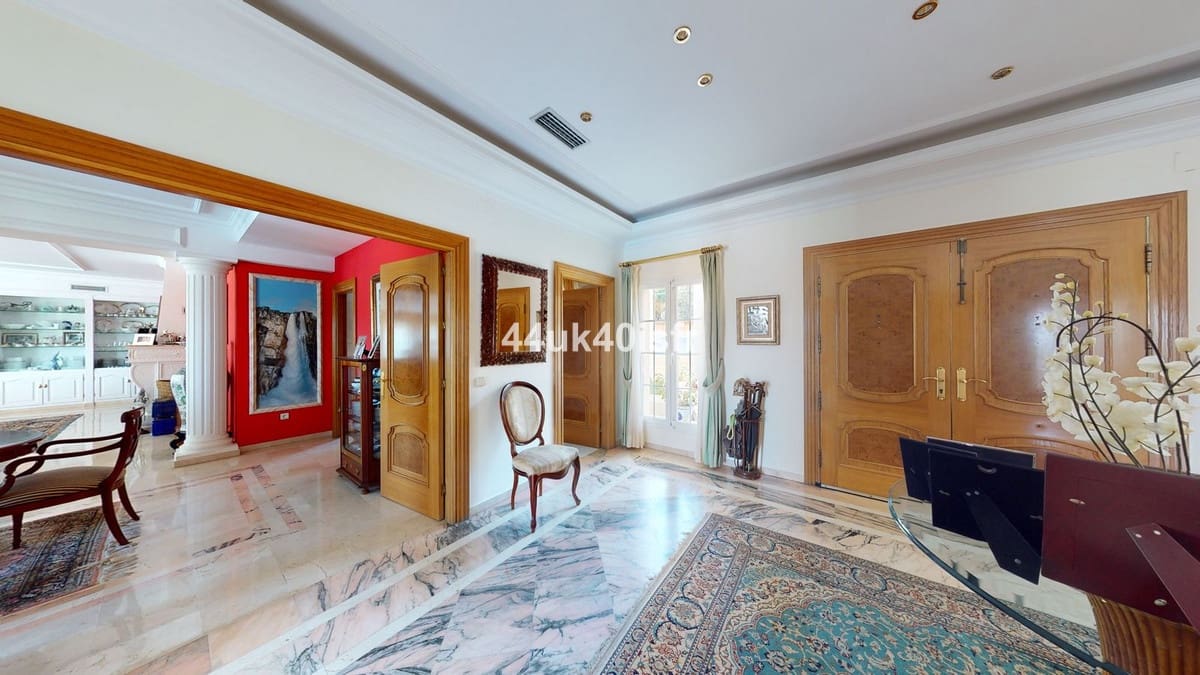 8 soverom Villa til salgs i Mijas Golf med svømmebasseng garasje - € 3 800 000 (Ref: 8712554)