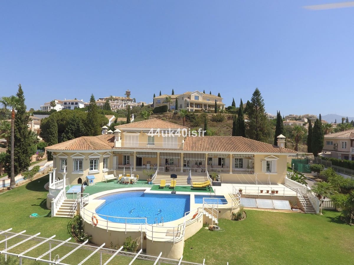 8 soverom Villa til salgs i Mijas Golf med svømmebasseng garasje - € 3 800 000 (Ref: 8712554)