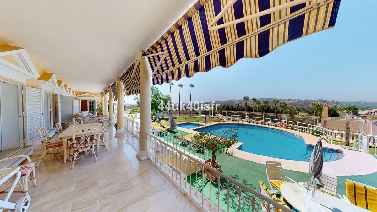 8 soverom Villa til salgs i Mijas Golf med svømmebasseng garasje - € 3 800 000 (Ref: 8712554)